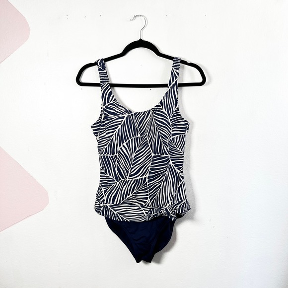 Jagermeister Other - Vintage‎ Jag One Piece Swimsuit Sz 10 Leaf Print Padded Cups Vacation Beach